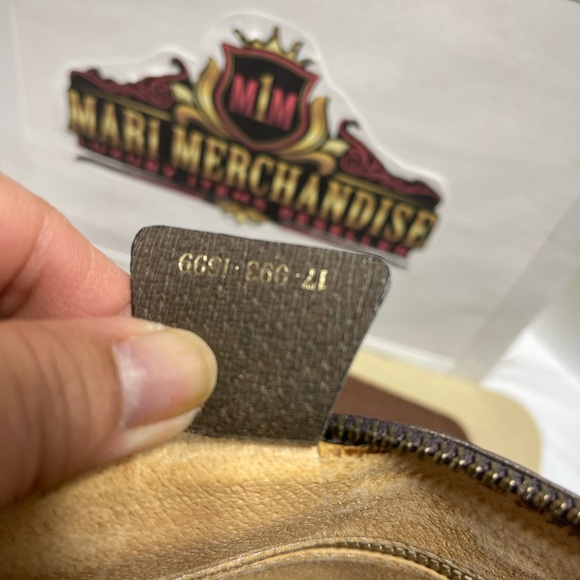 Gucci Sherryline Clutch, pre loved. - Picture 11 of 16